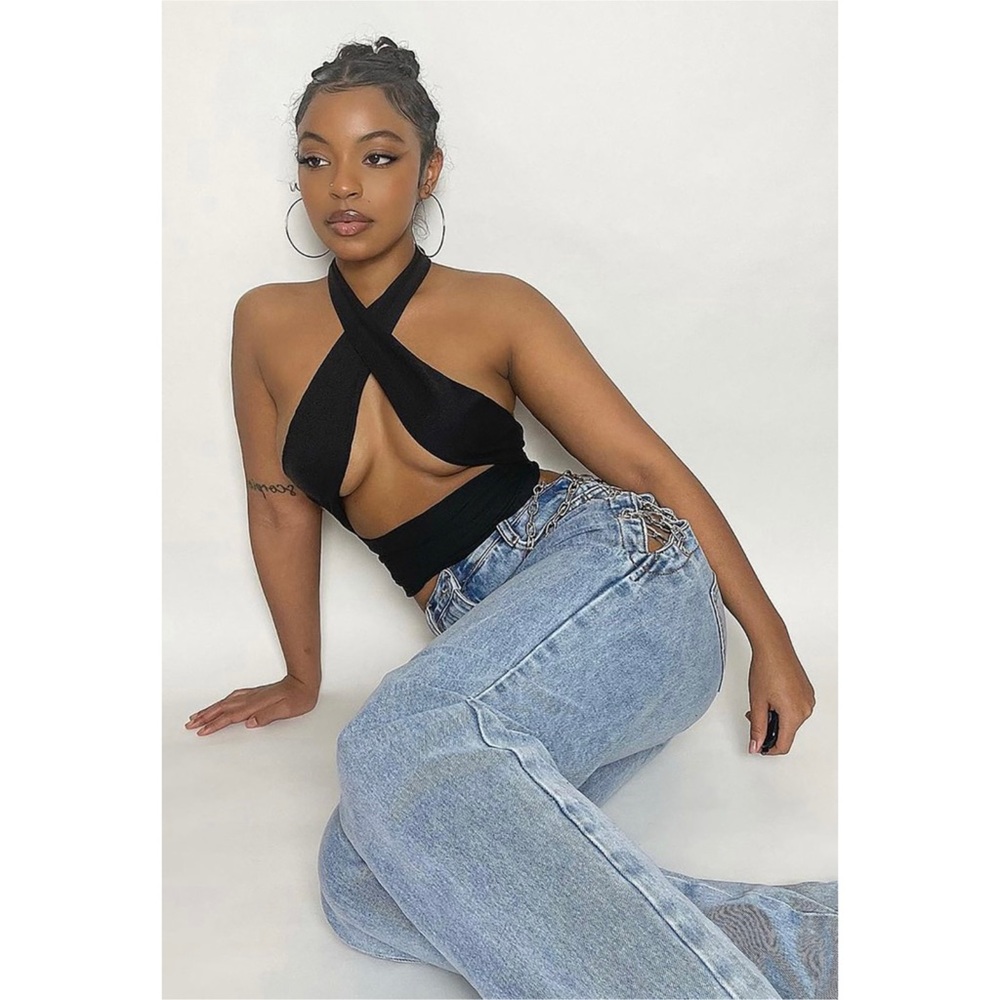 Twisted Black Halter!